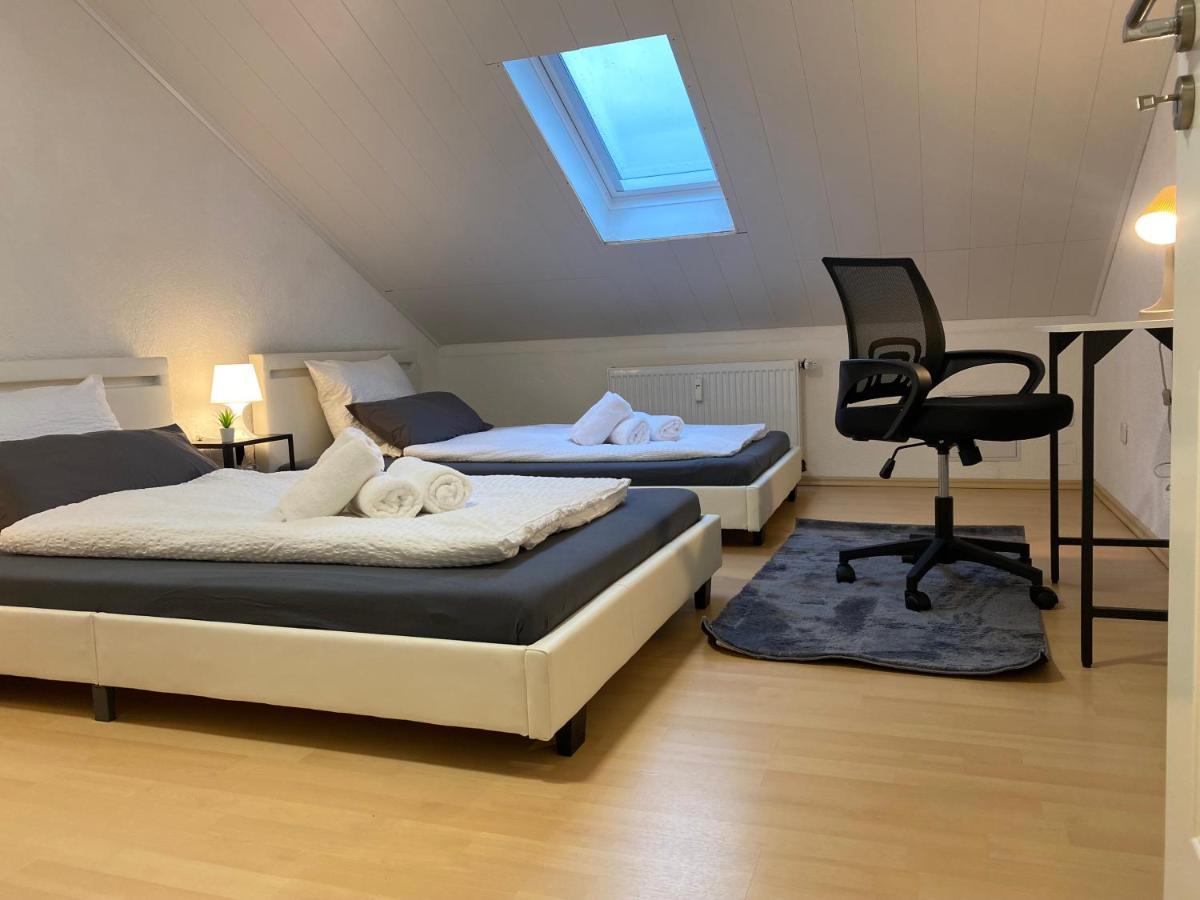 Deluxe Business Suite Mit Netflix Premium & Parkplatz, Zentral Zu Audi & Schwarz Gruppe With 2 Bedrooms Bad Friedrichshall Buitenkant foto